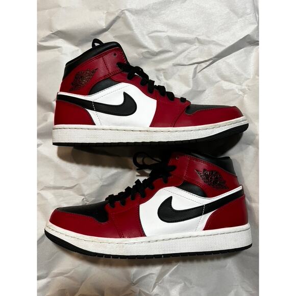 Nike Air Jordan 1 Mid Reverse Bred Retro Red 554724069 Sz 9 Box Streetwear - Picture 3 of 16